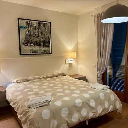 Casa Giallo Village Home-by Italian Apartment