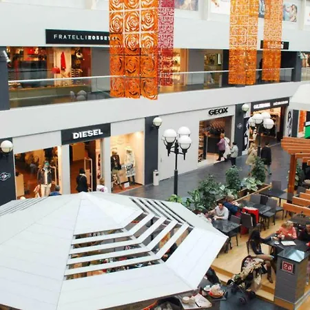 Casa Giallo Village Home-by Italian Lenno