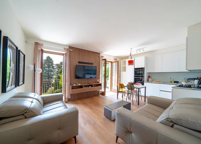Casa Giallo Village Home-by Italian Lenno