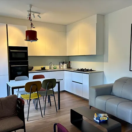 Casa Giallo Village Home-by Italian Lenno